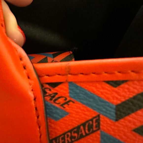 GREAT CONDITION!! Versace La Greca Signature Tote Bag in Red - Picture 15 of 16